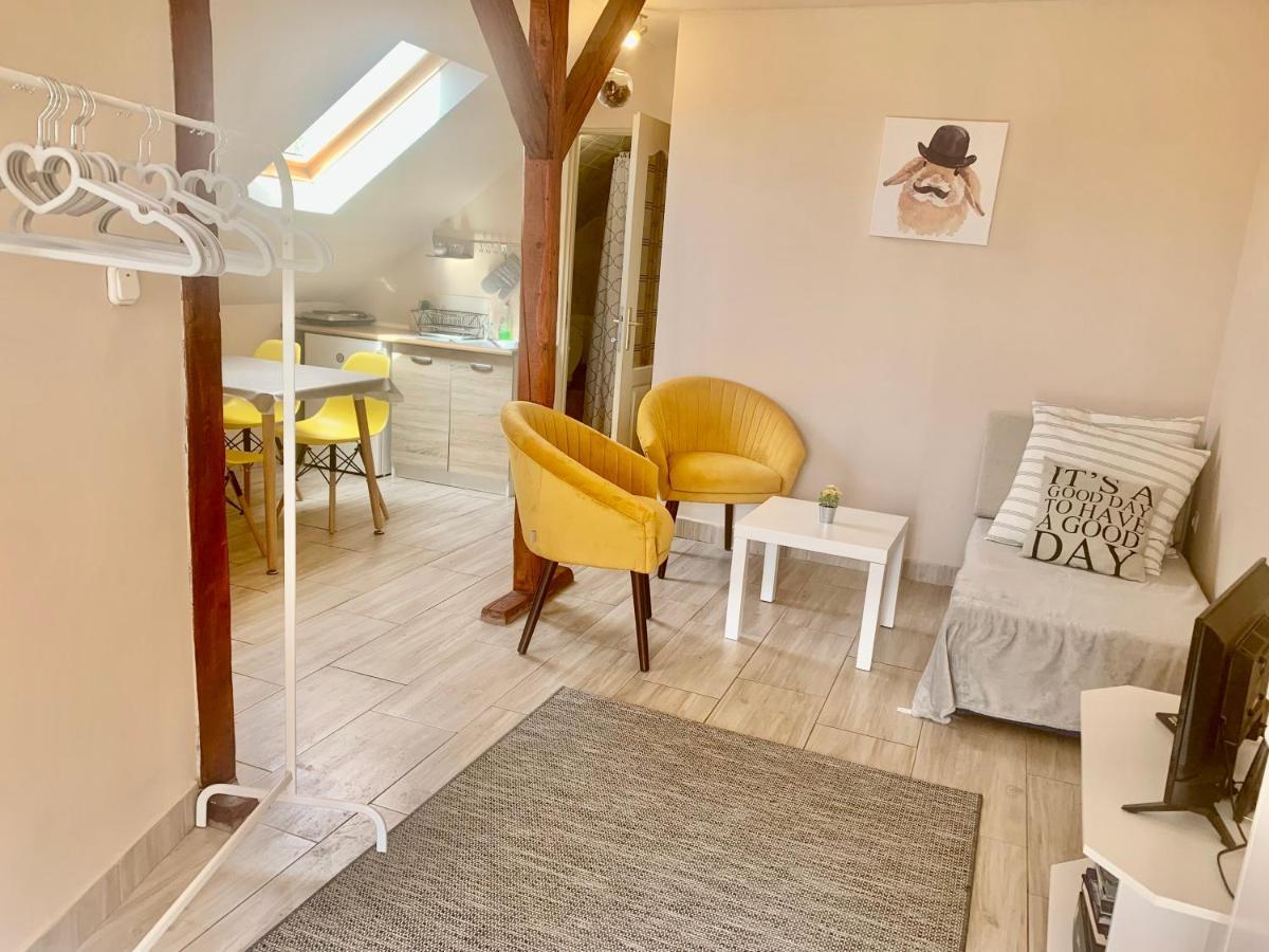Lelle -kert Apartman 03 Balatonlelle Extérieur photo