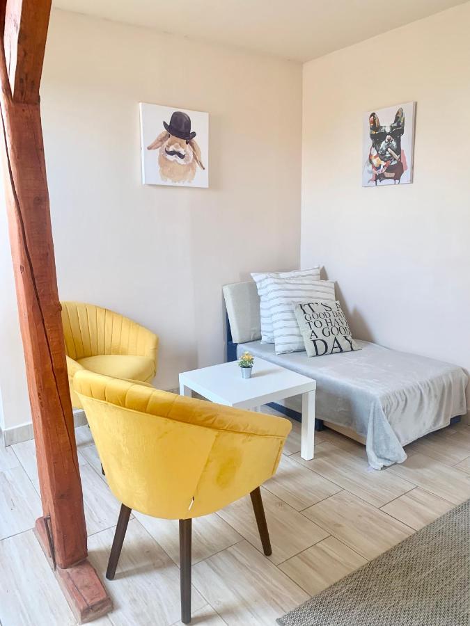 Lelle -kert Apartman 03 Balatonlelle Extérieur photo